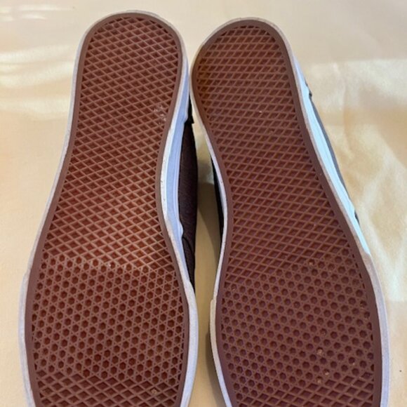 VANS | Heather Gray Size Women 11 - Men 9 - Picture 8 of 11